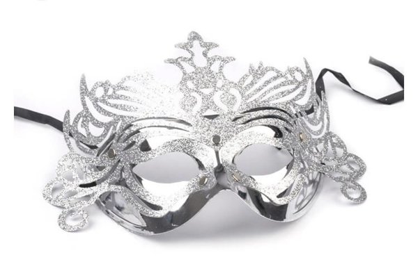 Silberne Karnevalsmaske für die Augen