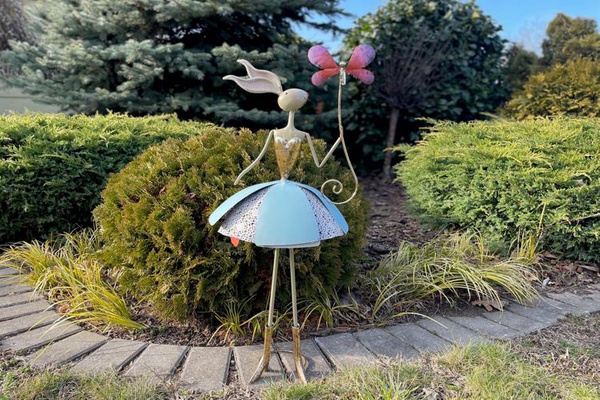 Frau Hase Ballerina 76 cm - Gartendekoration aus Metall