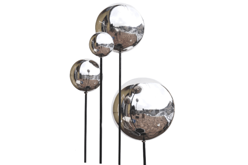 Komplet czterech kul na długim piku